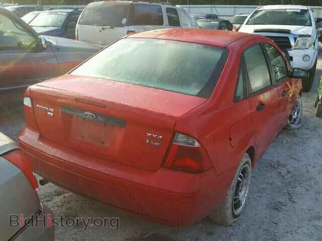 2005 FORD FOCUS - VIN: 1FAFP34N85W199211 - Photo 4
