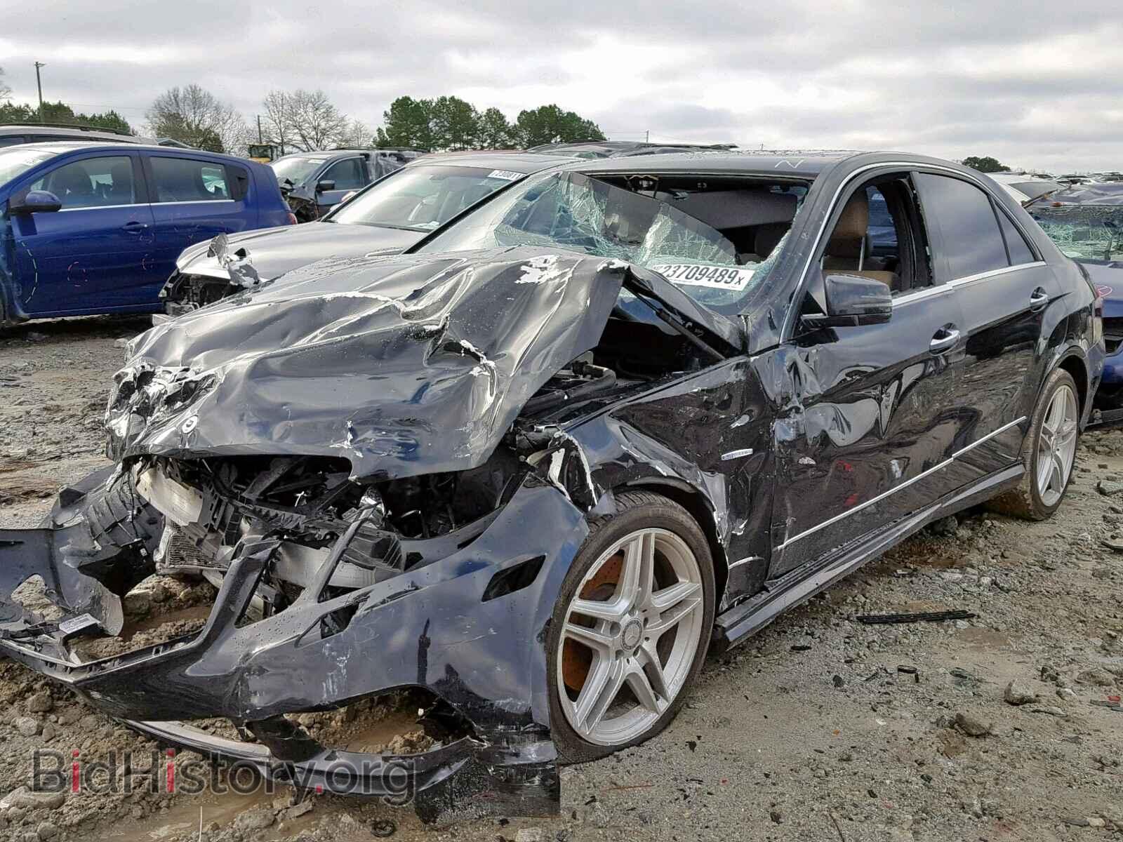 2012 MERCEDES-BENZ E 350 - VIN: WDDHF5KB3CA639328 - Фото 2