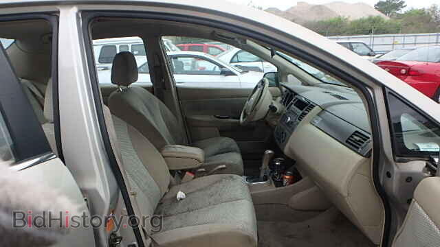 2007 NISSAN VERSA - VIN: 3N1BC11E37L402109 - Фото 5