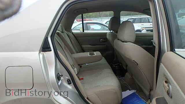 2007 NISSAN VERSA - VIN: 3N1BC11E37L402109 - Фото 6