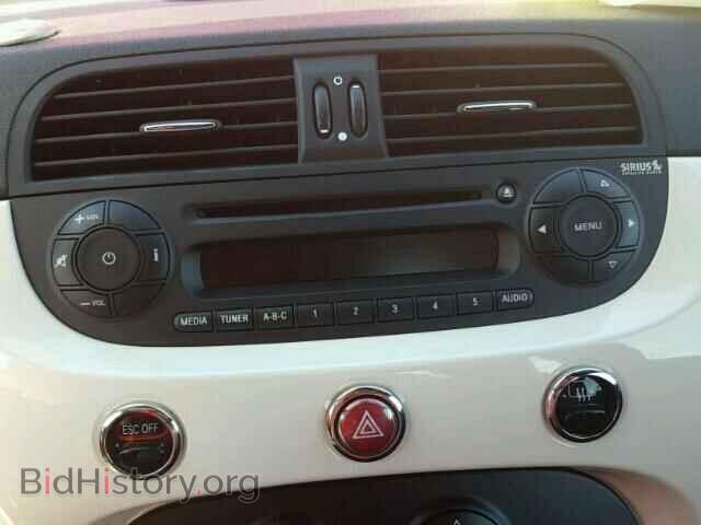 2015 FIAT 500 - VIN: 3C3CFFGEXFT726013 - Фото 9