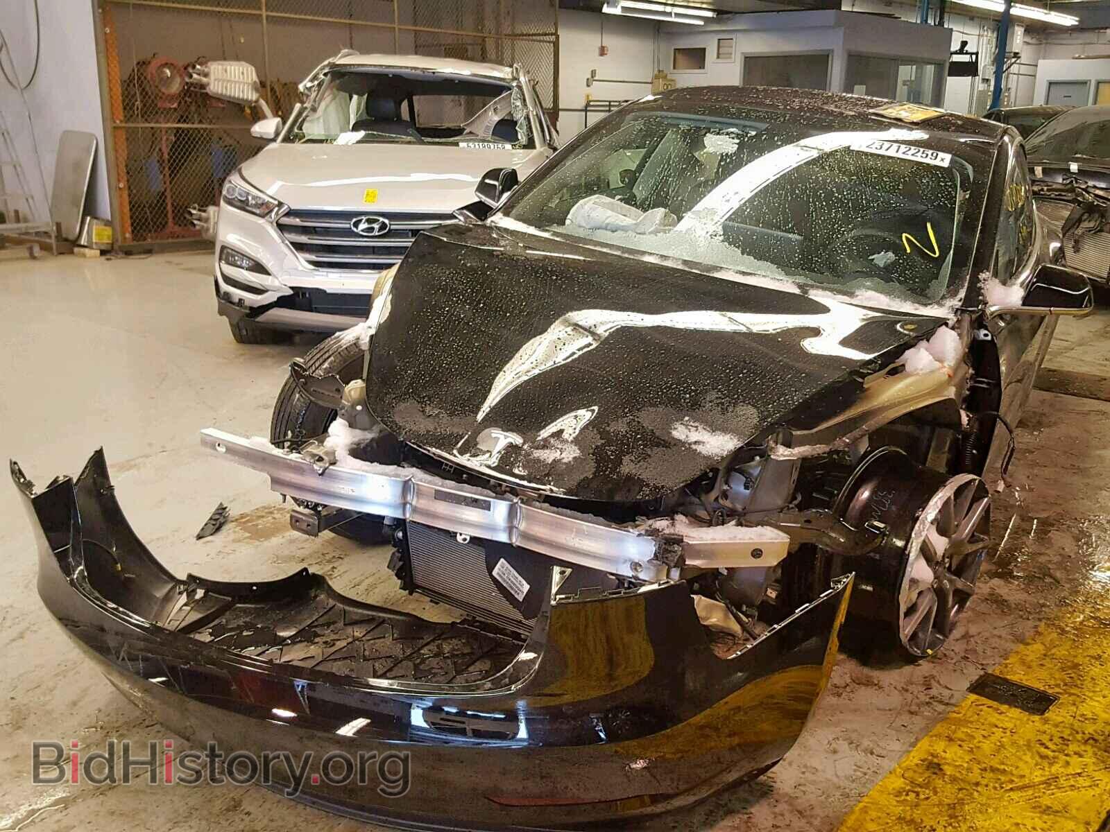 2018 TESLA MODEL 3 - VIN: 5YJ3E1EB4JF127240 - Фото 2