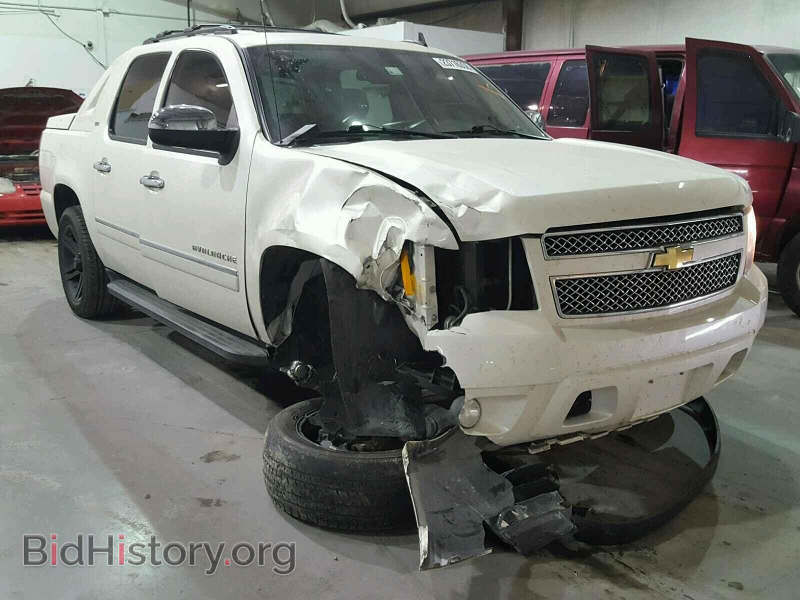 Фотография 3GNTKGE30BG148075 - CHEVROLET AVALANCHE 2011