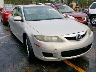 2007 Mazda 6 6 I, золотистый — VIN 1YVHP80C375M55679, Copart