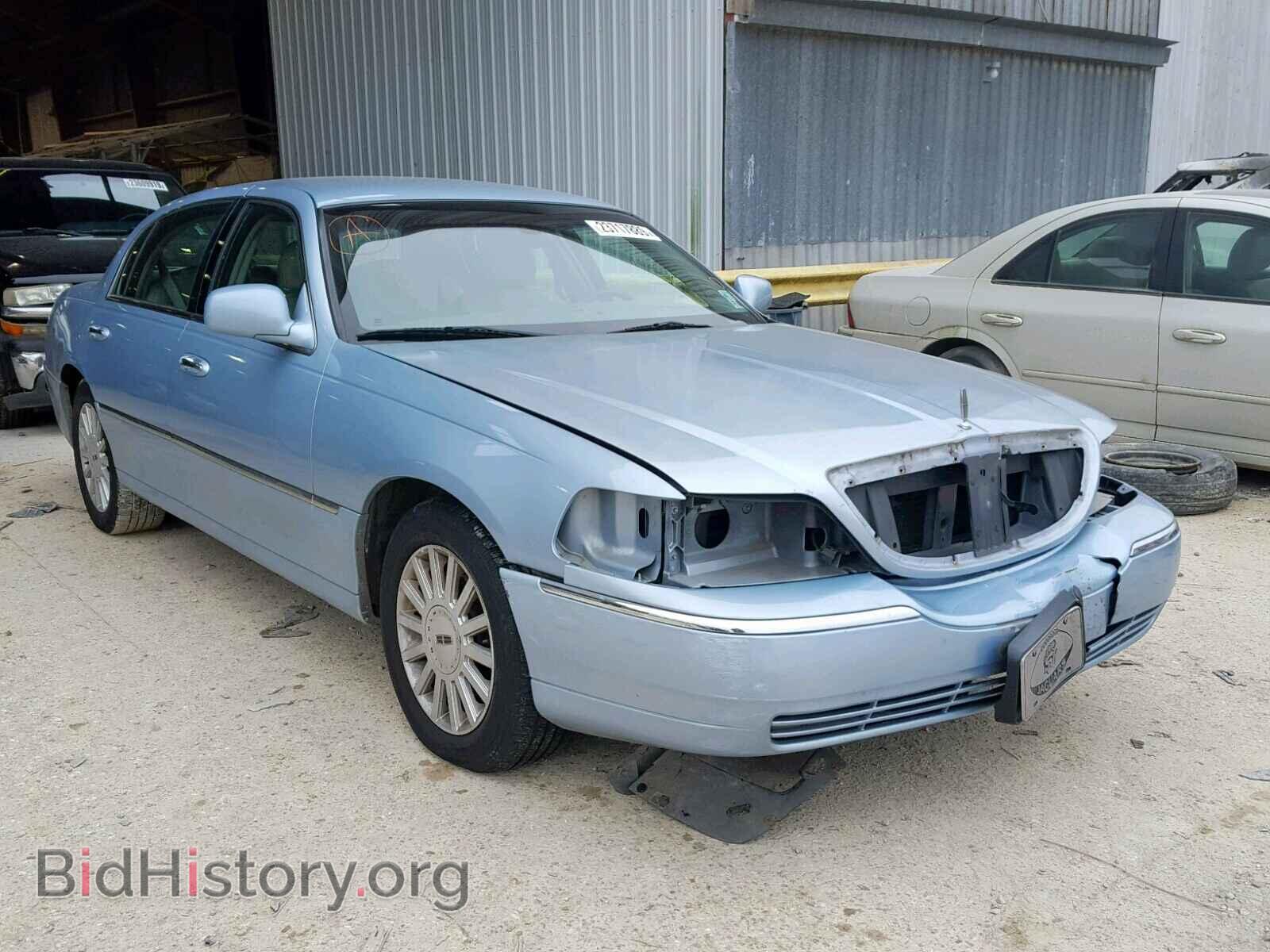 Photo 1LNHM81W85Y617384 - LINCOLN TOWNCAR 2005