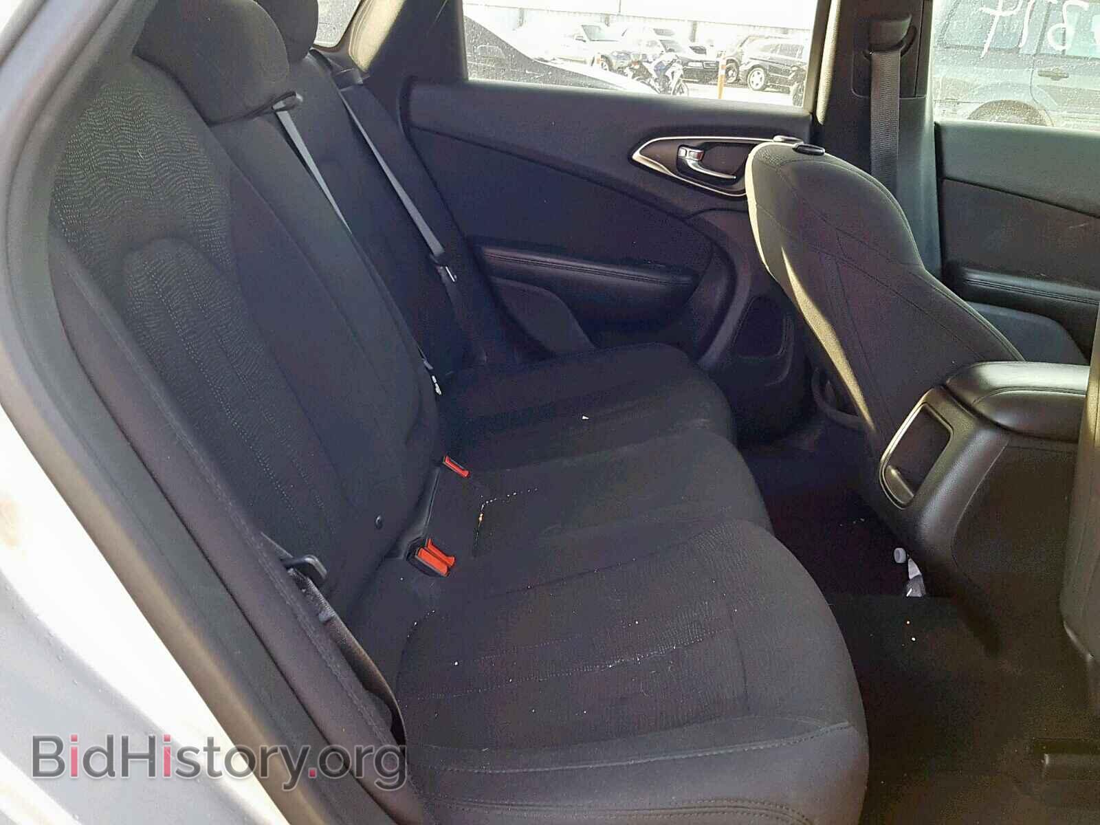 2015 CHRYSLER 200 - VIN: 1C3CCCABXFN582517 - Photo 6