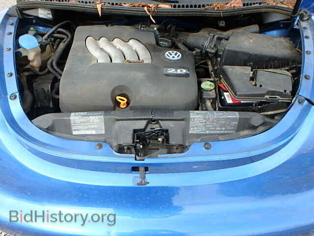 2000 VOLKSWAGEN BEETLE - VIN: 3VWCA21C1YM482000 - Фото 7
