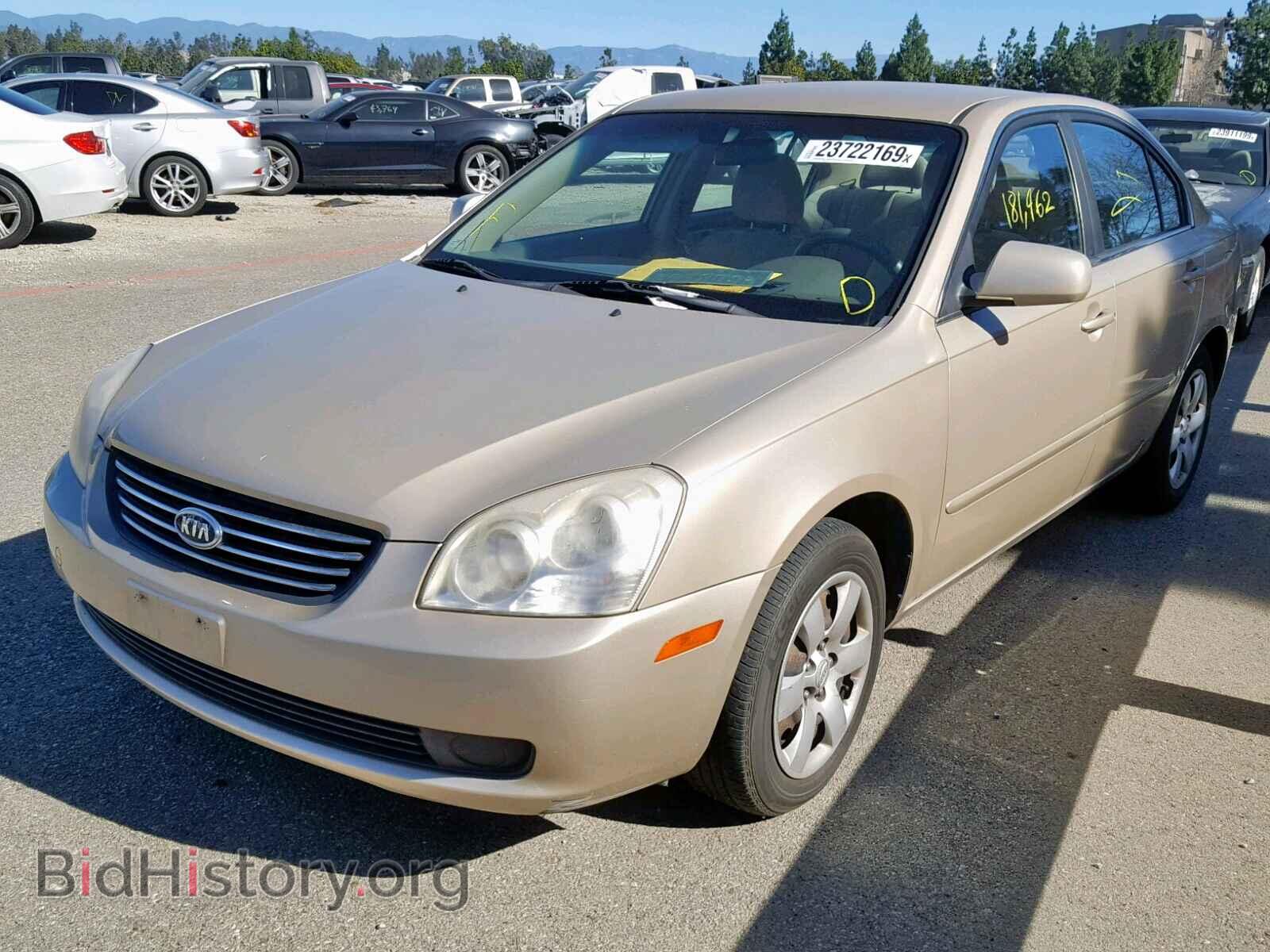 2008 KIA OPTIMA - VIN: KNAGE123285197178 - Фото 2
