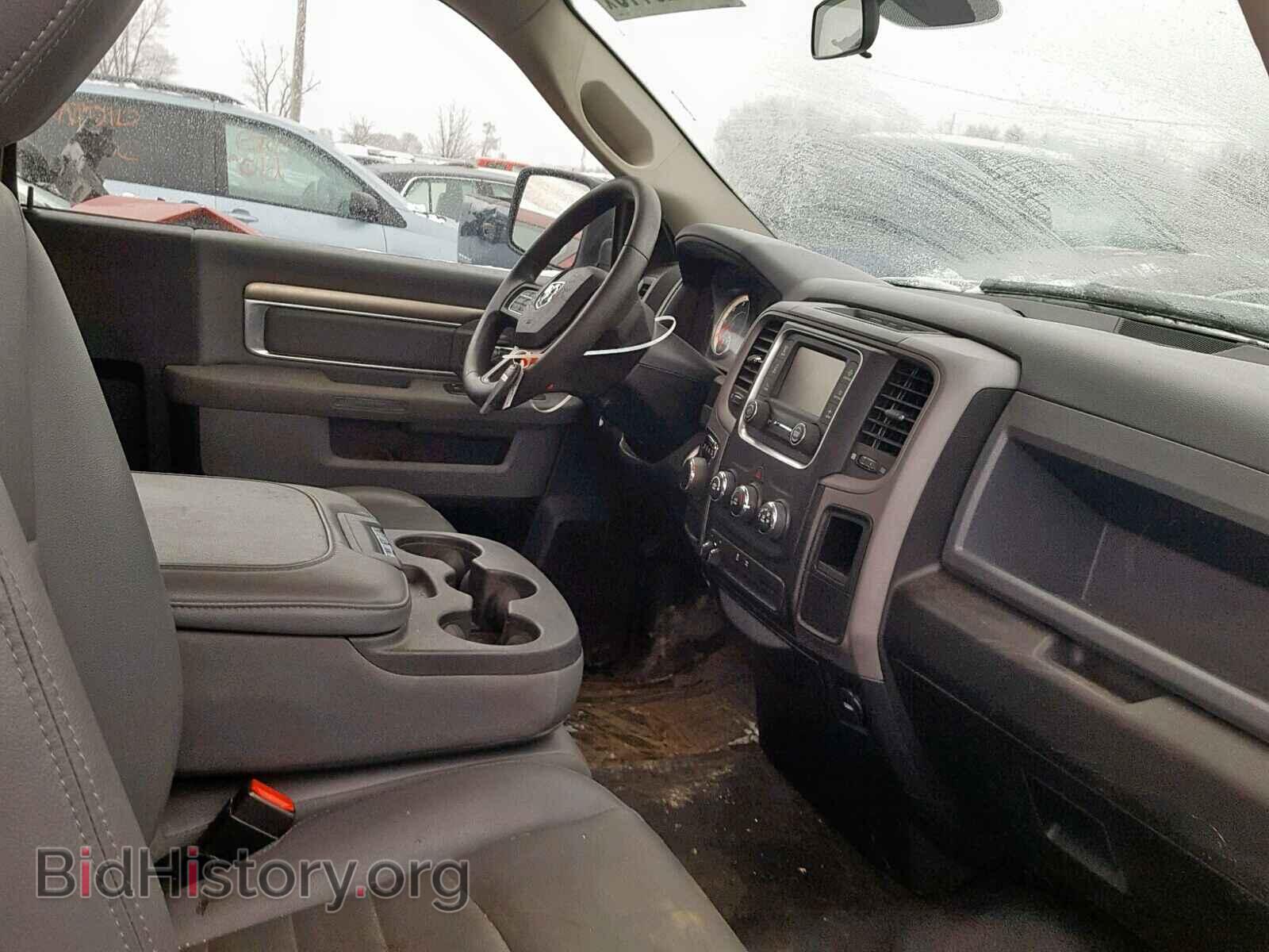 2017 RAM 1500 ST - VIN: 3C6JR6DT5HG513843 - Фото 5