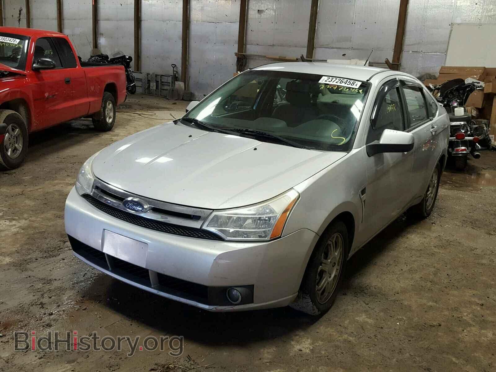 2008 FORD FOCUS - VIN: 1FAHP35N88W185918 - Фото 2