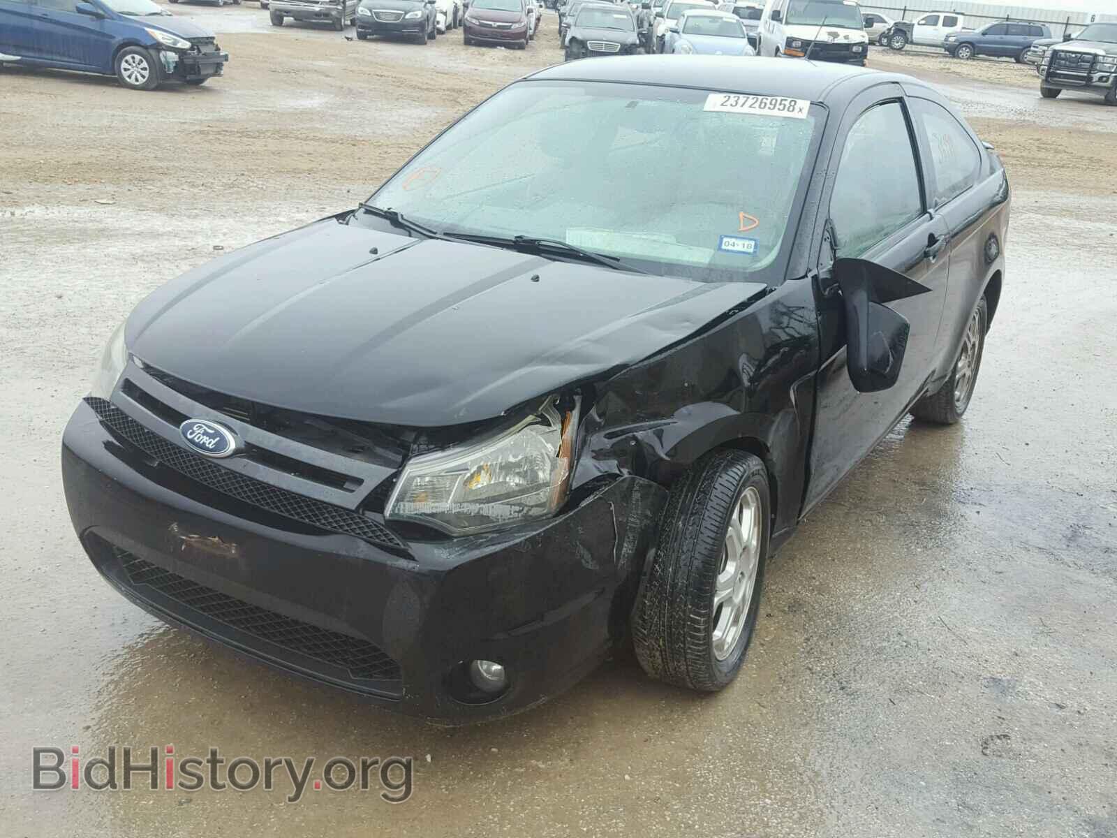 2009 FORD FOCUS - VIN: 1FAHP32NX9W139030 - Фото 2