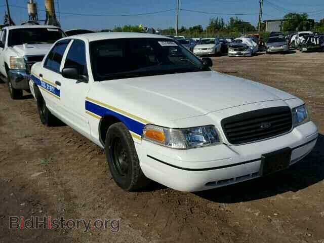 Photo 2FAFP71W1YX192579 - FORD CROWN VIC 2000