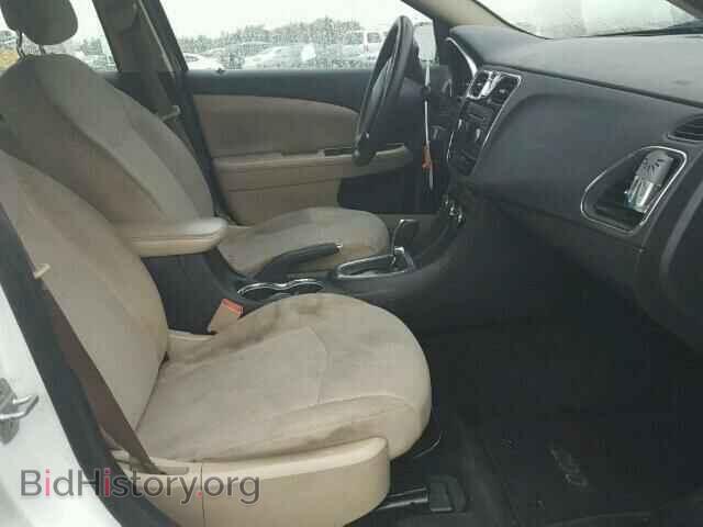 2013 CHRYSLER 200 - VIN: 1C3CCBAB0DN689938 - Фото 5