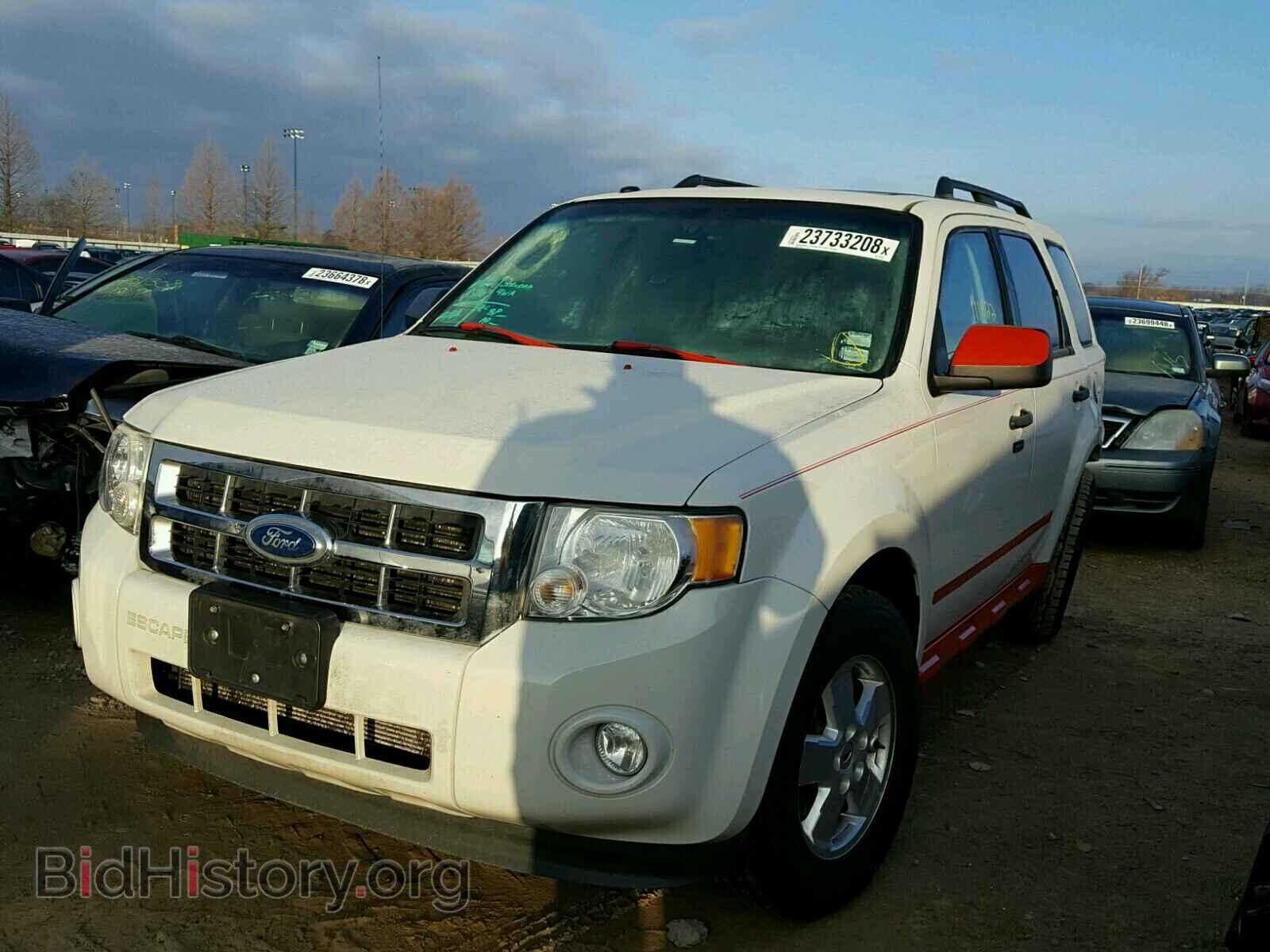 2011 FORD ESCAPE - VIN: 1FMCU0D70BKC53685 - Фото 2