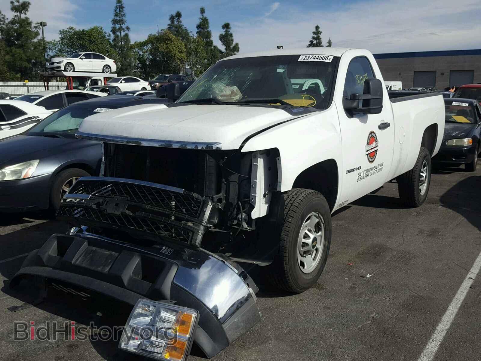 2014 CHEVROLET SILVERADO - VIN: 1GC0CVC88EF122857 - Фото 2