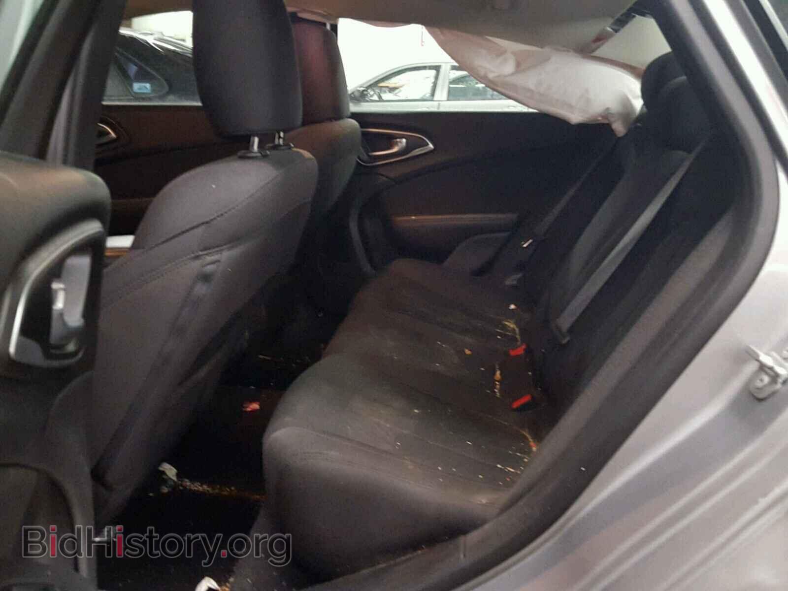 2016 CHRYSLER 200 - VIN: 1C3CCCAB8GN102637 - Фото 6