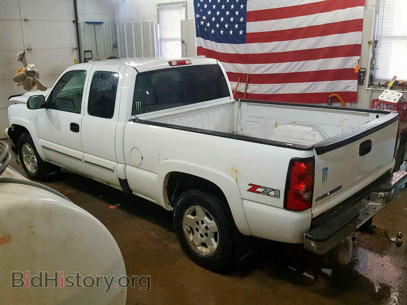 2006 CHEVROLET SILVERADO - VIN: 2GCEK19B561329560 - Photo 3