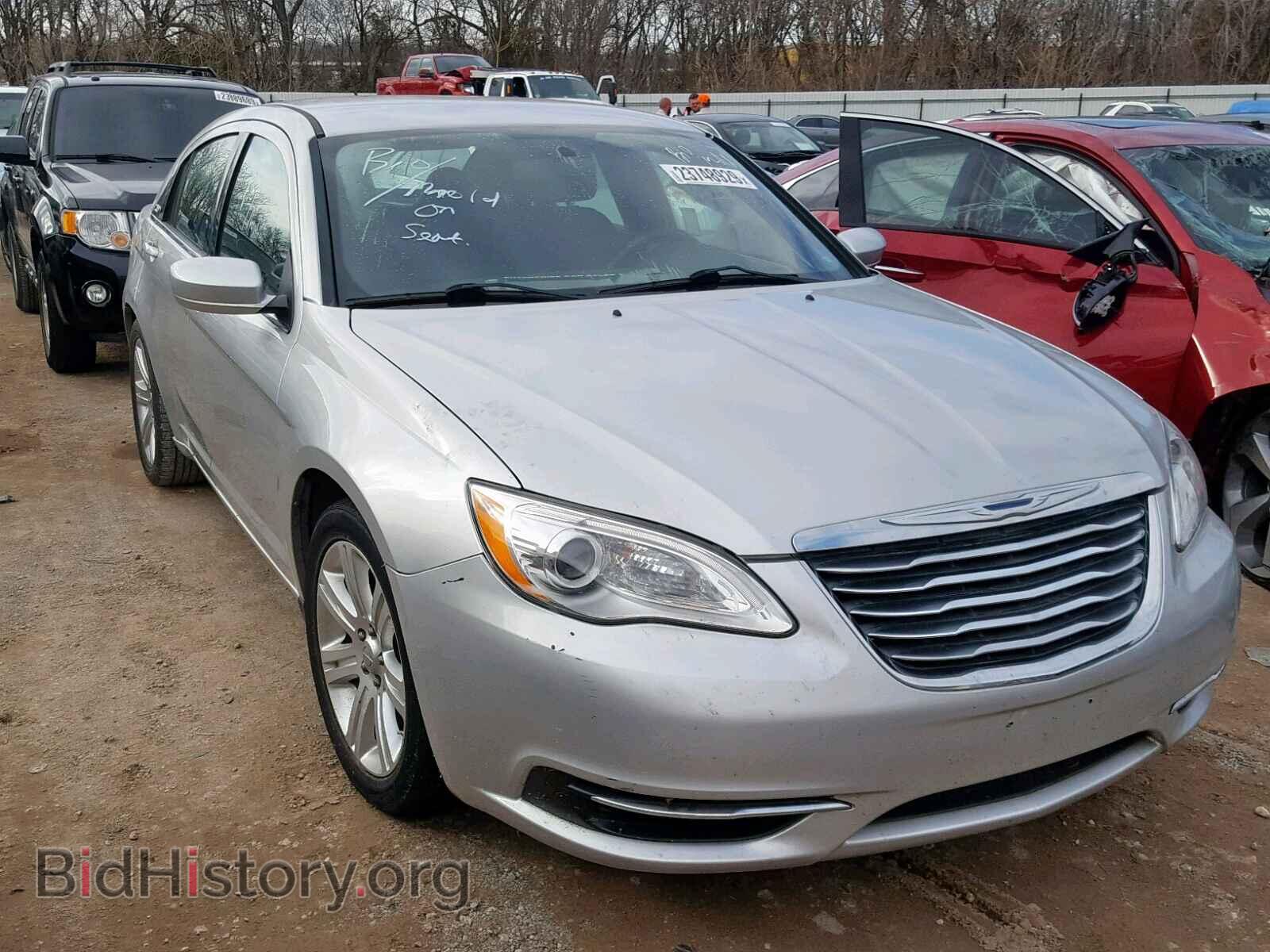 Фотография 1C3CCBAB3CN318223 - CHRYSLER 200 2012
