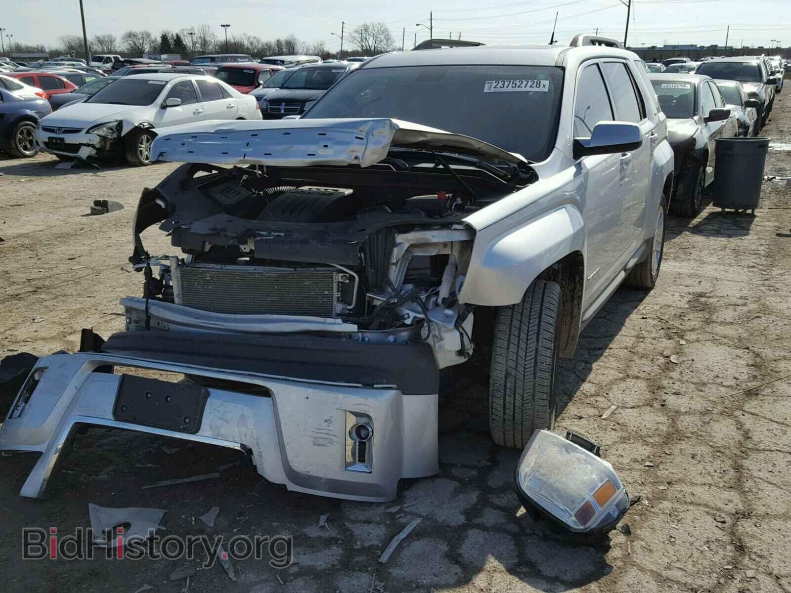 2011 GMC TERRAIN - VIN: 2CTALUEC7B6360760 - Фото 2