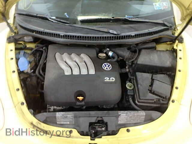 2000 VOLKSWAGEN BEETLE - VIN: 3VWCC21C8YM457444 - Фото 7