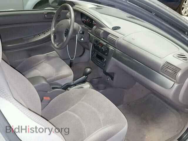 2004 CHRYSLER SEBRING - VIN: 1C3EL56R84N378662 - Фото 5
