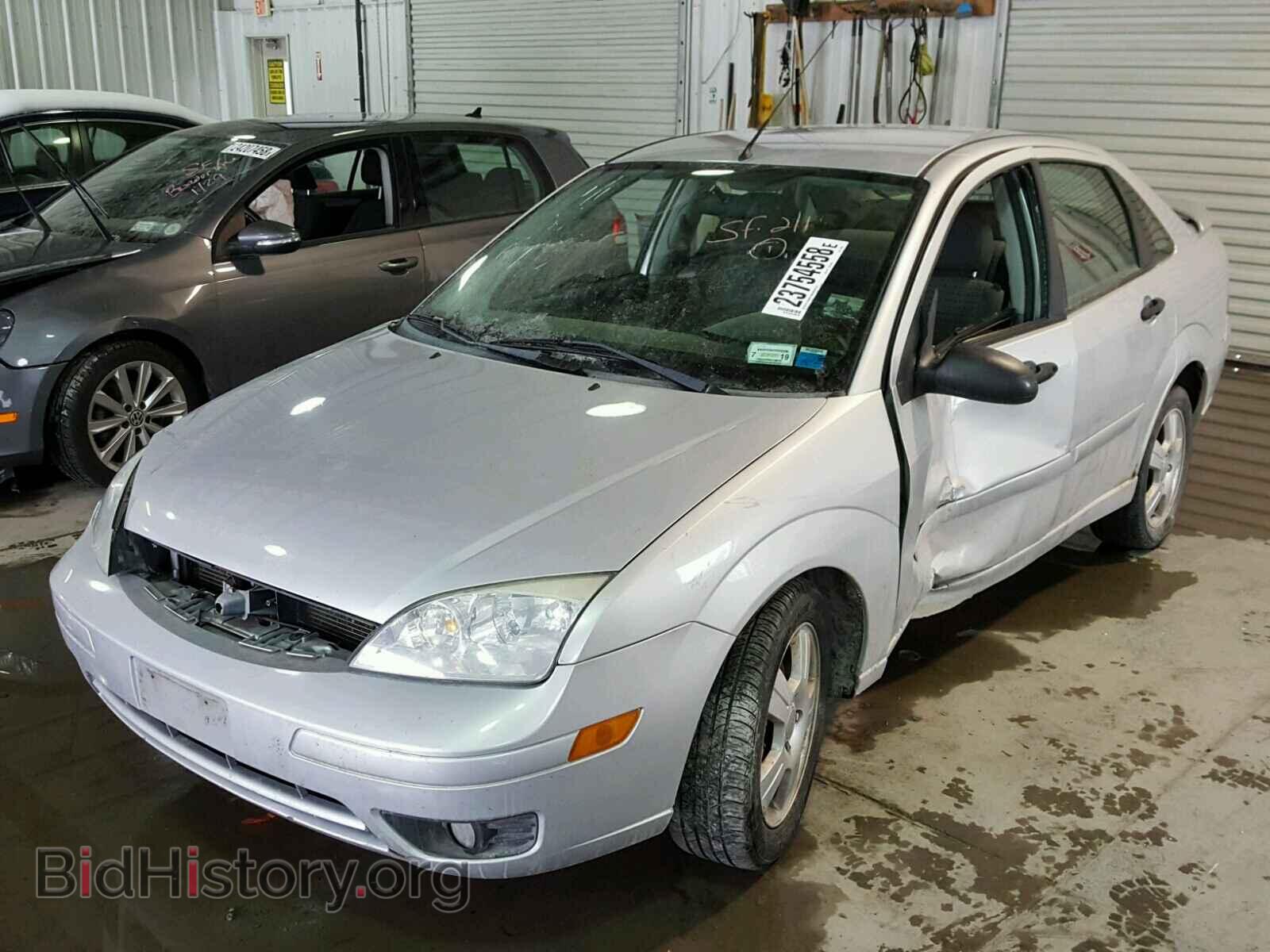 2006 FORD FOCUS - VIN: 1FAHP34N06W178024 - Фото 2
