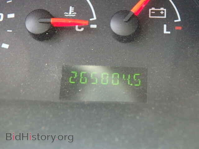 2007 Ford ECONOLINE (VIN 1FBSS31LX7DA54975) — photo 8 of 10