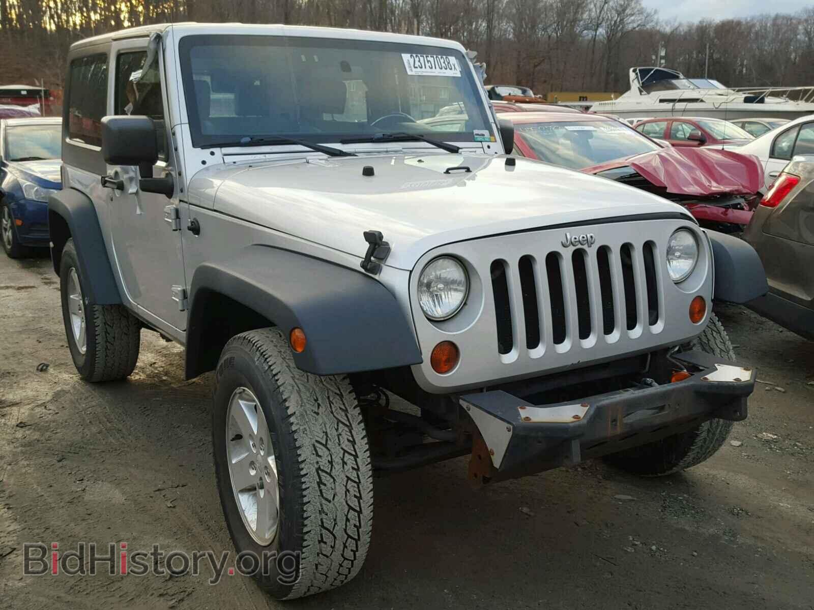 Фотография 1J4AA2D13AL196607 - JEEP WRANGLER 2010