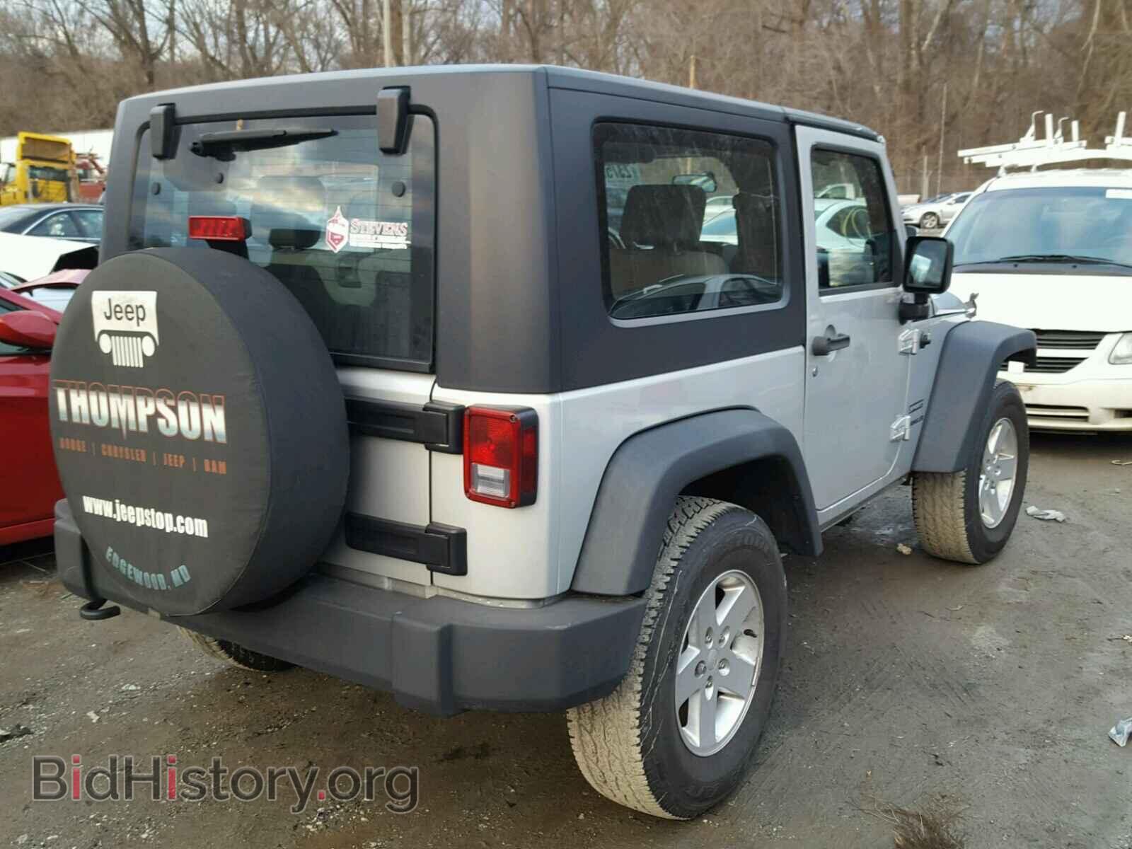 2010 JEEP WRANGLER - VIN: 1J4AA2D13AL196607 - Фото 4