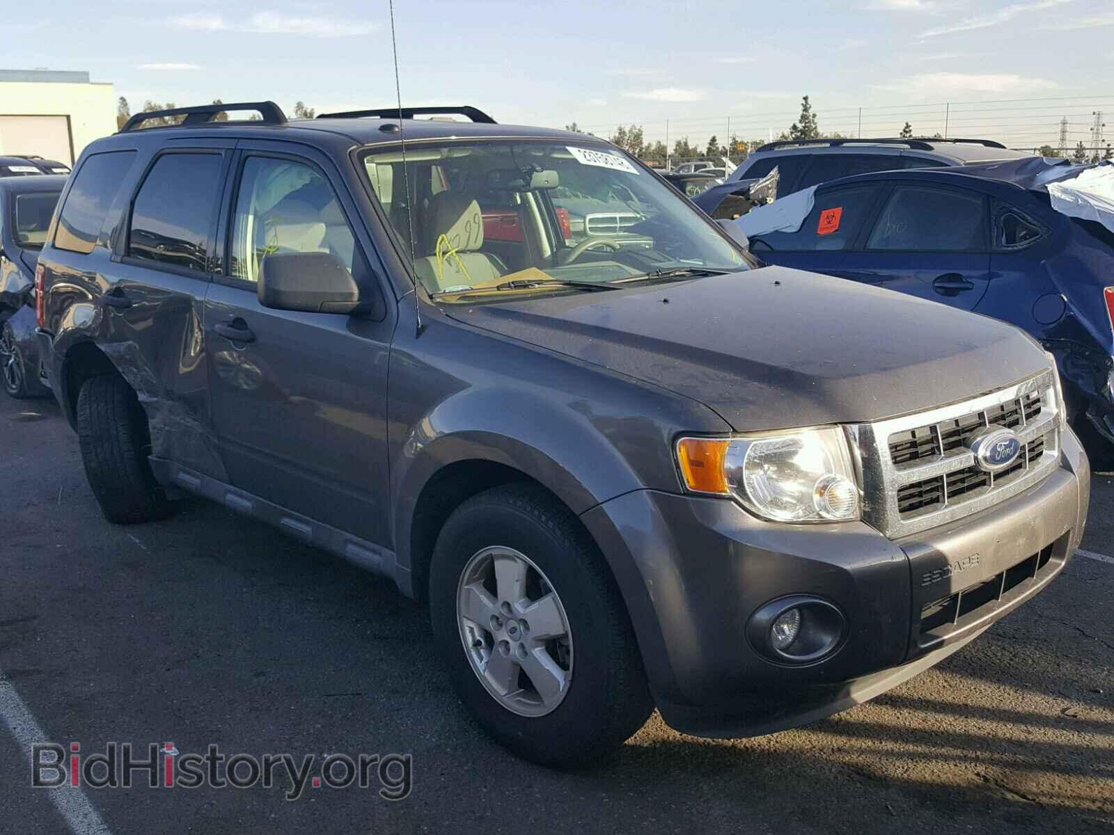 Фотография 1FMCU0DG4BKB82538 - FORD ESCAPE 2011