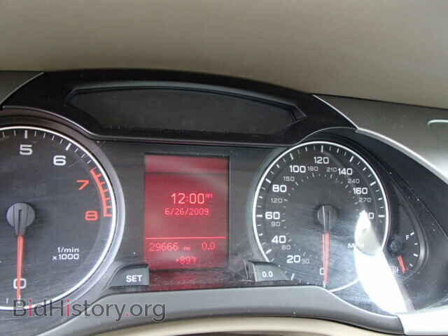 2010 AUDI A4 - VIN: WAUBFAFL0AN067942 - Фото 8