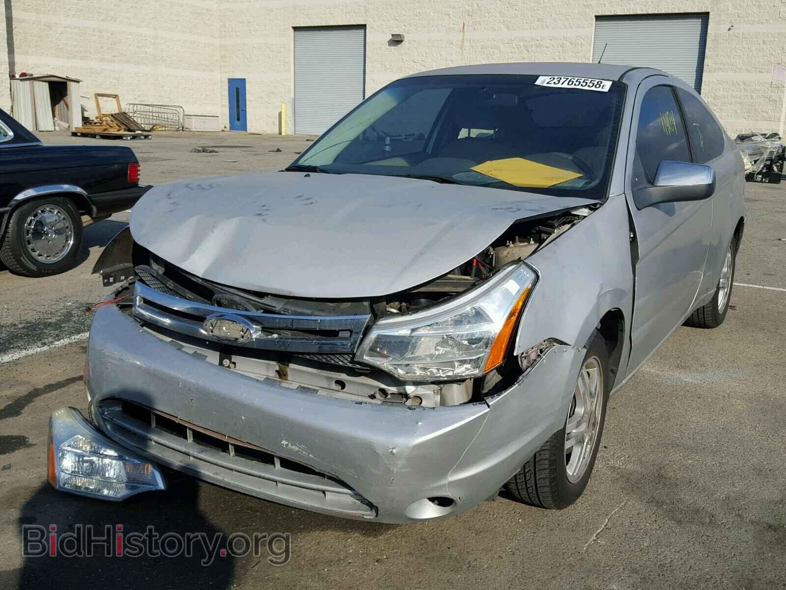 2008 FORD FOCUS - VIN: 1FAHP33N28W166672 - Фото 2