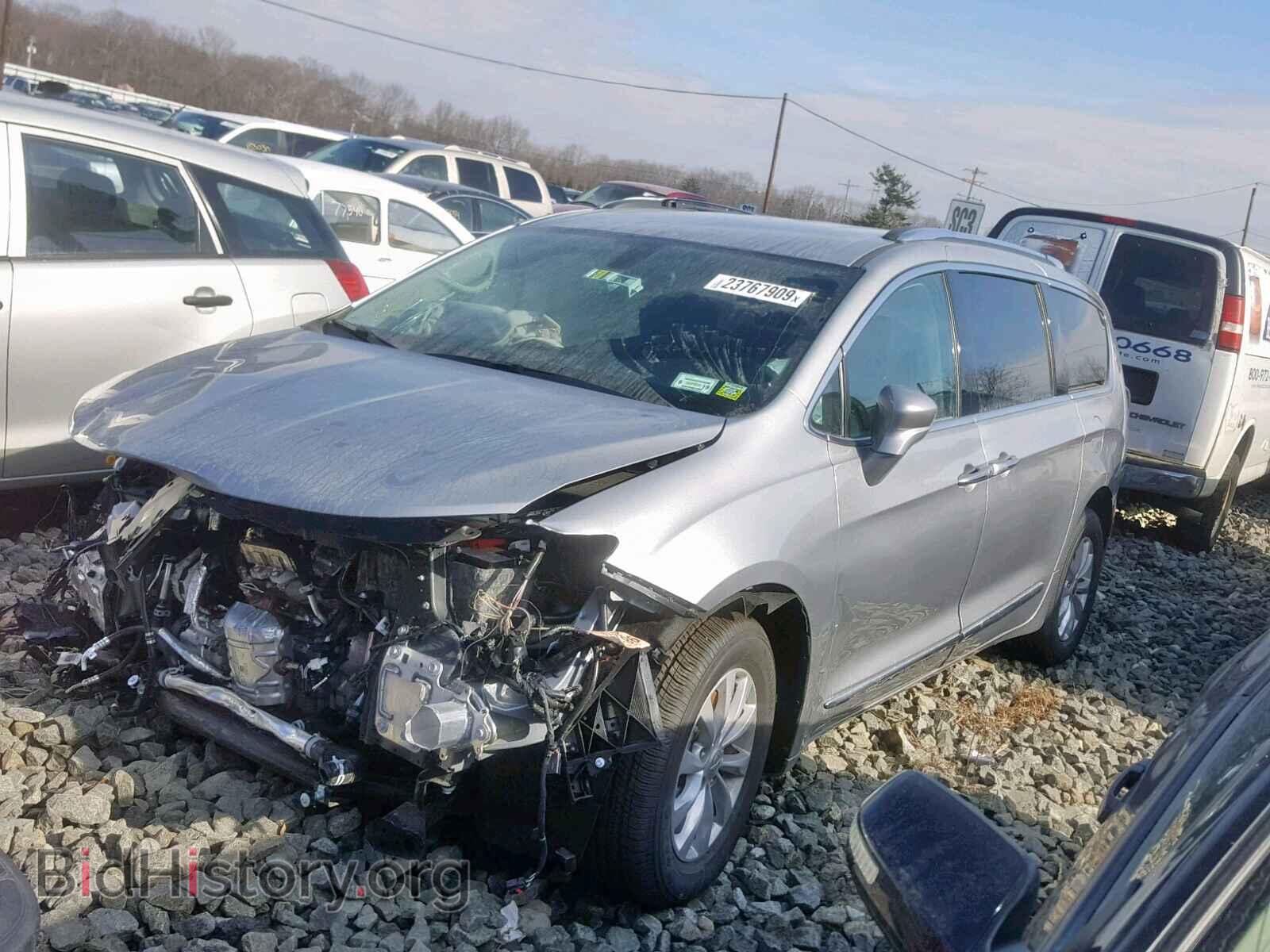 2019 CHRYSLER PACIFICA T - VIN: 2C4RC1BGXKR537613 - Photo 2