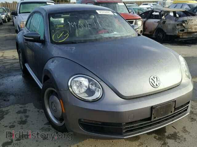 Photo 3VWJP7AT6DM633359 - VOLKSWAGEN BEETLE 2013