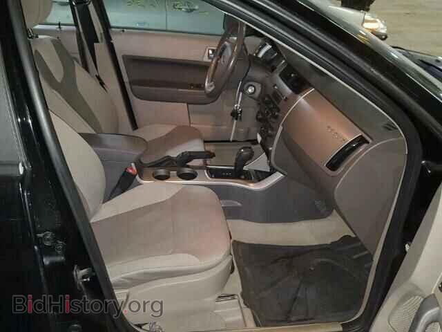 2009 FORD FOCUS - VIN: 1FAHP36NX9W205182 - Photo 5