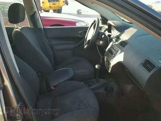 2005 FORD FOCUS - VIN: 3FAFP37N15R118953 - Фото 5
