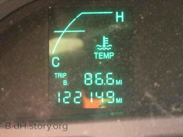 2001 CADILLAC DEVILLE - VIN: 1G6KD54Y61U274083 - Фото 8