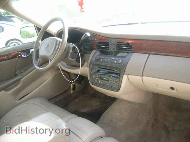 2001 CADILLAC DEVILLE - VIN: 1G6KD54Y61U274083 - Фото 10