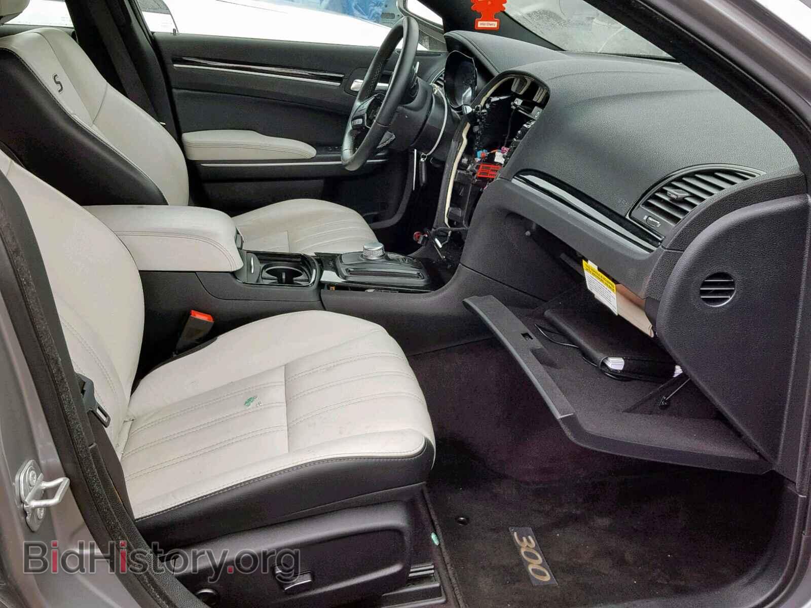 2017 CHRYSLER 300 - VIN: 2C3CCAGG0HH599829 - Фото 5