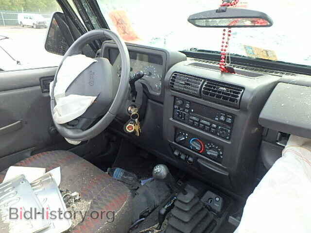 2000 JEEP WRANGLER - VIN: 1J4FA49S0YP732418 - Фото 9