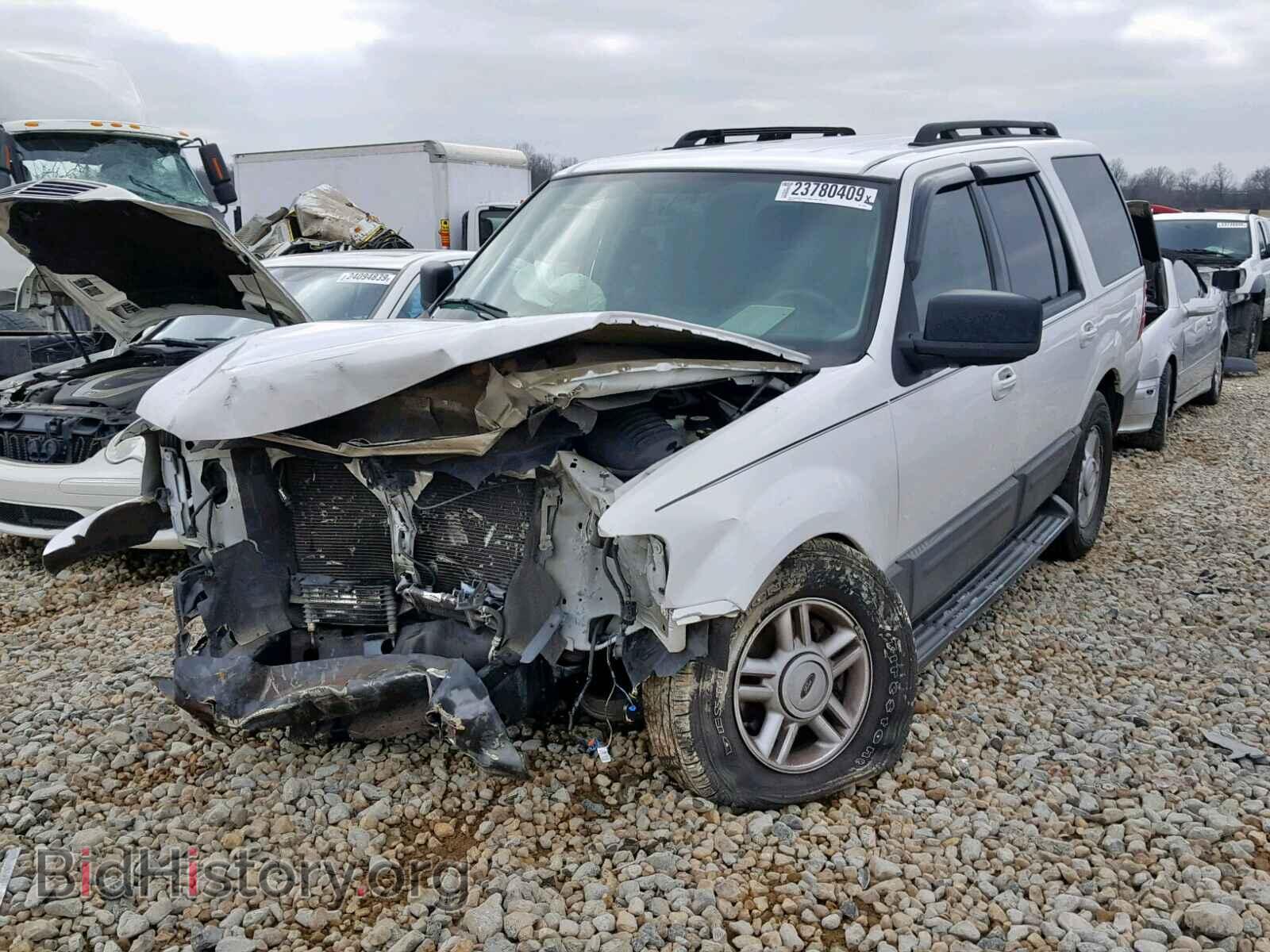 2006 FORD EXPEDITION - VIN: 1FMPU15586LA16088 - Фото 2