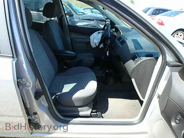 2007 FORD FOCUS - VIN: 1FAHP34N07W351087 - Фото 5
