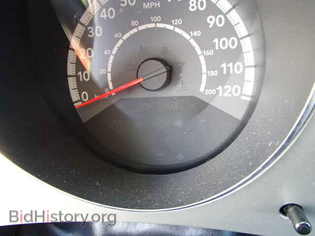 2010 DODGE AVENGER - VIN: 1B3CC5FB1AN199088 - Photo 8