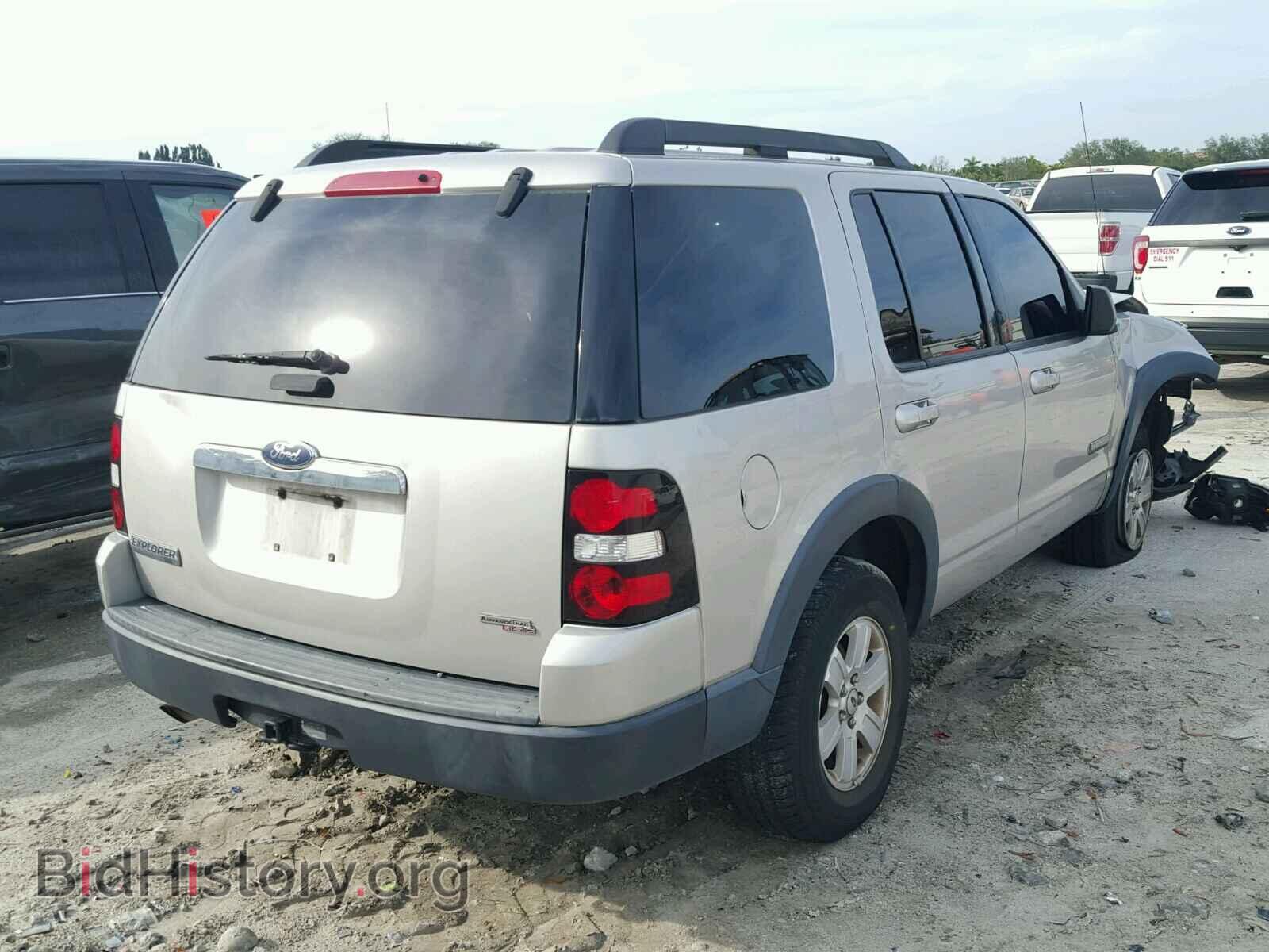 2007 FORD EXPLORER - VIN: 1FMEU63E57UB10271 - Фото 4