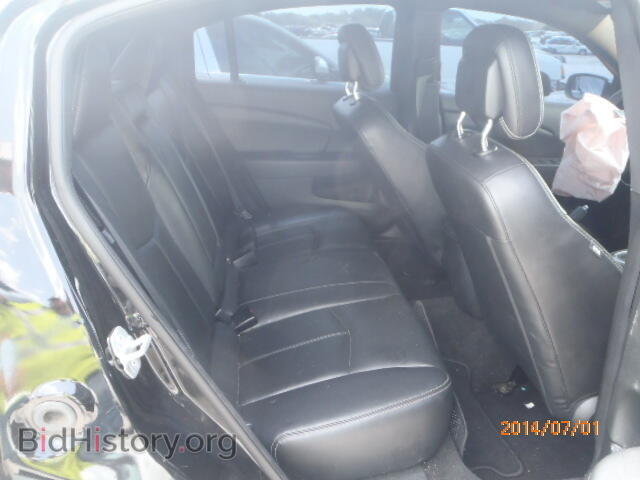 2011 CHRYSLER 200 - VIN: 1C3BC2FBXBN598208 - Фото 6