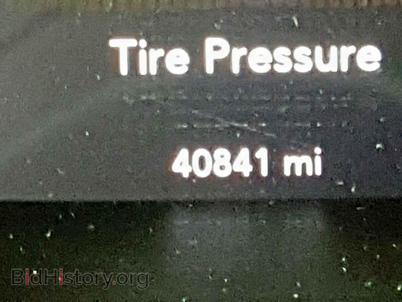 2017 DODGE CHALLENGER - VIN: 2C3CDZBT8HH571700 - Фото 8