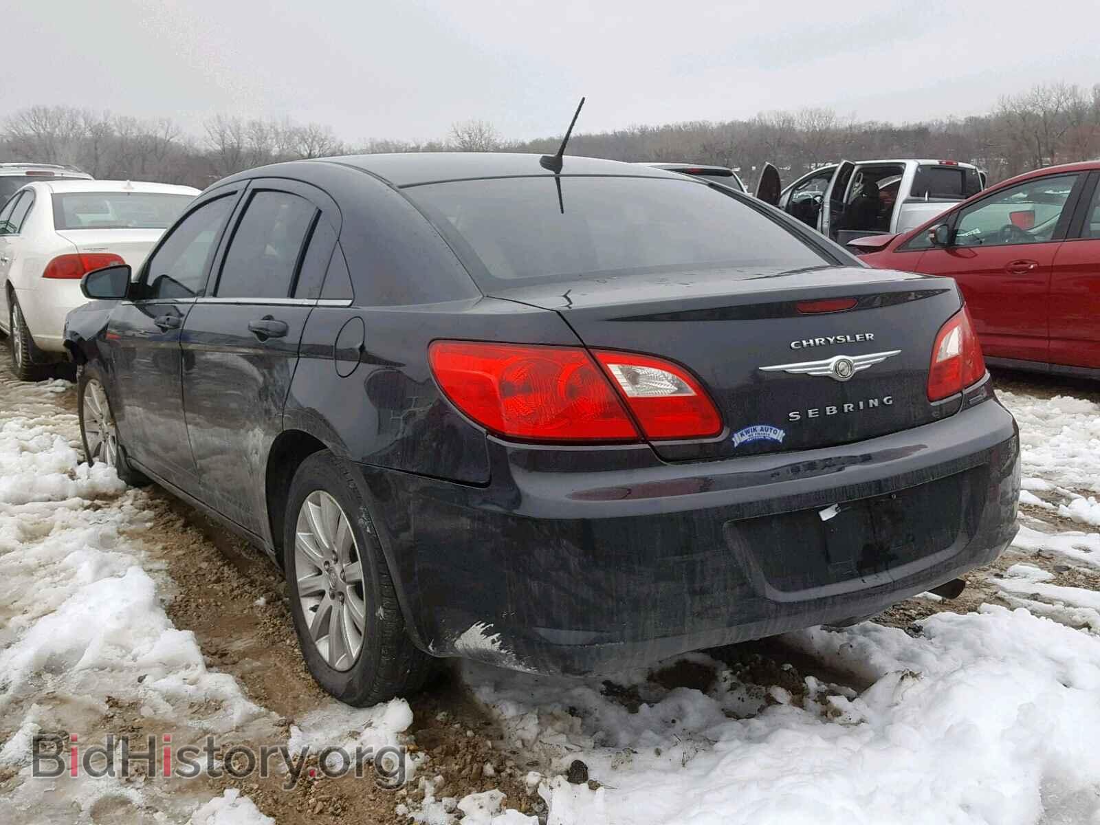 2010 CHRYSLER SEBRING - VIN: 1C3CC5FB3AN121365 - Фото 3
