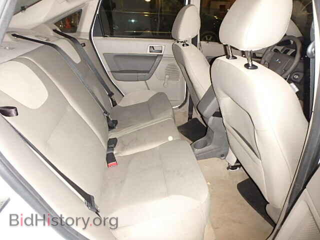 2008 FORD FOCUS - VIN: 1FAHP34N38W198237 - Фото 6