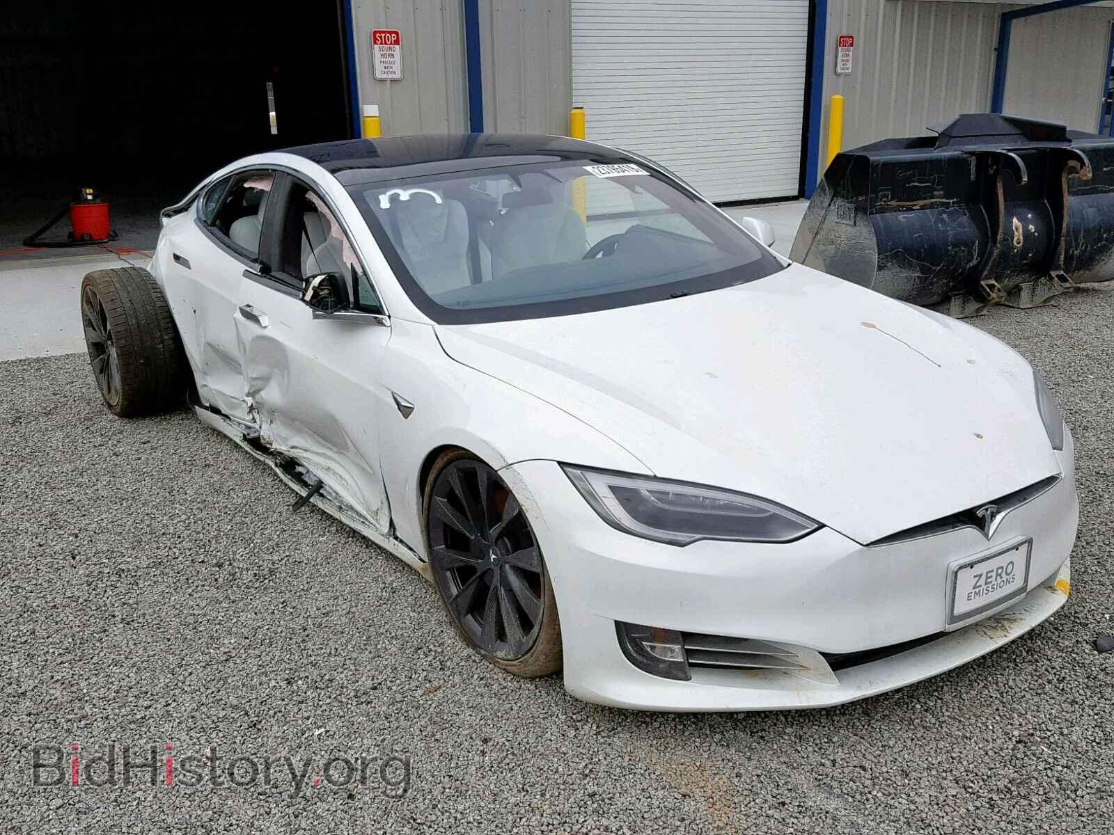 Photo 5YJSA1E26JF244180 - TESLA MODEL S 2018