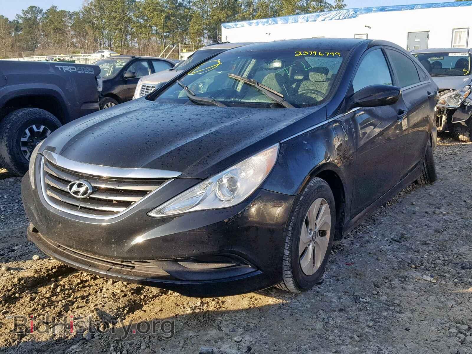 2014 HYUNDAI SONATA - VIN: 5NPEB4AC1EH826897 - Фото 2